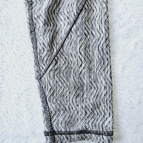 CALIA Carrie Underwood Black White Gray Workout Yoga Textured Leggings Small - Picture 8 of 11